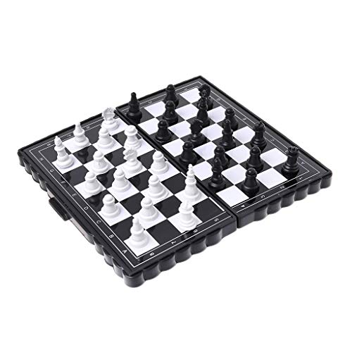 PTMD 1 juego de tablero de ajedrez, 13 cm x 13,5 cm, tablero de ajedrez magnético de plástico con piezas de ajedrez, para niños y adultos, plegable y portátil para viajes, color blanco y negro