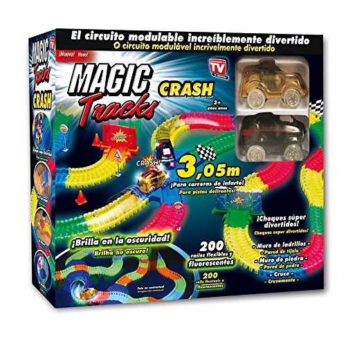 Las Ofertas de la Tele Magic Tracks CRASH: el circuito modulable que brilla en la oscuridad. Ahora con cruces, muros y señales de tráfico Las Ofertas de la Tele Magic Tracks CRASH: el circuito modulable que brilla en la oscuridad. Ahora con cruces, muros y señales de tráfico