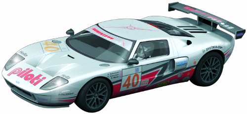 Scalextric 500003088 01:32 Ford GT-R Robertson Racing HD DPR - Miniatura de coche de carrera [Importado de Alemania]