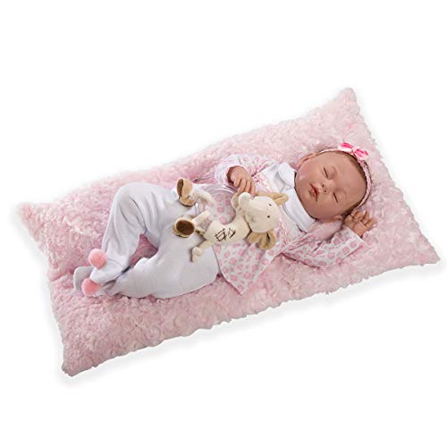 Munecas 10053 Guca - Muñeca de bebé con Capucha y Jersey (46 cm), Color Rosa