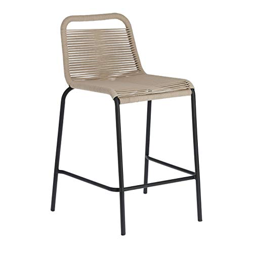 Kave Home - Taburete Alto de Bar Lambton Beige 62 cm con Respaldo de Cuerda de poliéster y Patas de Acero en Negro para Interior y Exterior Kave Home - Taburete Alto de Bar Lambton Beige 62 cm con Respaldo de Cuerda de poliéster y Patas de Acero en Negro para Interior y Exterior
