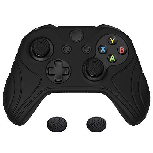 PlayVital Funda de Silicona para Control Xbox One S X Accesorios Protector Tacto Suave Carcasa Antideslizante con 2 Tapas de Joysticks Funda de Goma para Mando Xbox One S X(Edición Samurai-Negro)