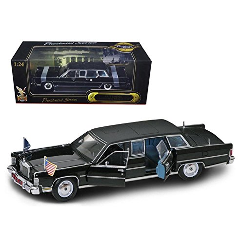 Road Signature 1972 Lincoln Continental Reagan Limousine Black 1/24 Diecast Model Car by