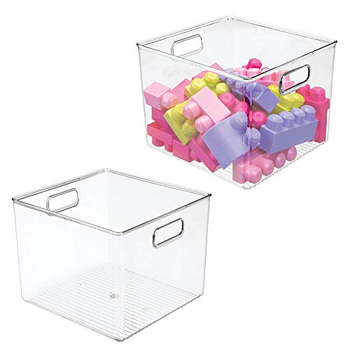 mDesign Juego de 2 cajas de almacenaje con asas – Organizador de juguetes de plástico para figuras de acción, puzles y más – Cesta organizadora para DVD, cables y útiles de oficina – transparente