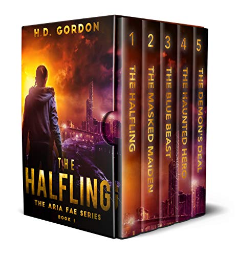The Aria Fae Series: The Halfling, The Masked Maiden, The Blue Beast, The Haunted Hero, The Demon's Deal: Books 1-5 (English Edition)