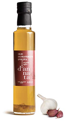 d’annata . Aderezo a base de aceite de oliva virgen extra aromatizado con ajo. Ml 250.