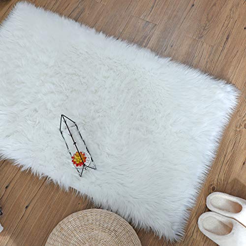 ZPX Alfombra mullida, Alfombra de Piel de Oveja,Alfombra de Piel sintética,universales alfombras de Varios tamaños utilizadas en pbedroom, Sala de Estar,Silla o sofá(Blanco, 50x150cm) ZPX Alfombra mullida, Alfombra de Piel de Oveja,Alfombra de Piel sintética,universales alfombras de Varios tamaños utilizadas en pbedroom, Sala de Estar,Silla o sofá(Blanco, 50x150cm)