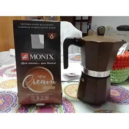 Monix New Cream - Cafetera Italiana de Aluminio, Capacidad 6 Tazas, Apta para Todo Tipo de cocinas incluida inducción Monix New Cream - Cafetera Italiana de Aluminio, Capacidad 6 Tazas, Apta para Todo Tipo de cocinas incluida inducción