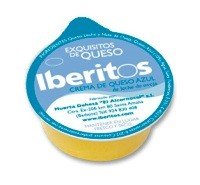 Bandeja de 45 unidades x 25 gr de monodosis de crema de queso azul marca Iberitos