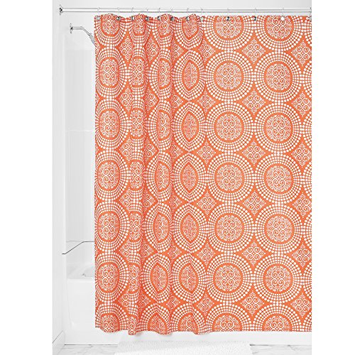 InterDesign Medallion Cortina de baño textil | Cortina para baño de 183 cm x 183 cm para bañera y plato de ducha | Cortina de ducha con borde superior reforzado | Poliéster naranja