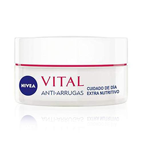 NIVEA VITAL Calcio Cuidado de Día Extra Nutritivo, crema antiedad de cuidado facial, antiarrugas para dar vitalidad y luminosidad a la piel madura - 1 x 50 ml, Estándar (4005900092465) NIVEA VITAL Calcio Cuidado de Día Extra Nutritivo, crema antiedad de cuidado facial, antiarrugas para dar vitalidad y luminosidad a la piel madura - 1 x 50 ml, Estándar (4005900092465)