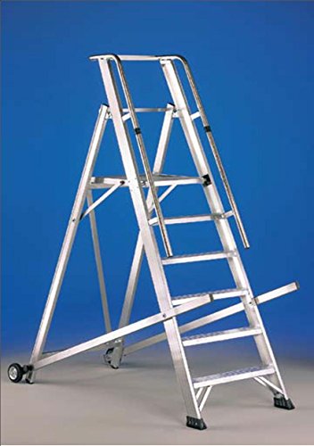Escalera almacen con plataforma y peldaños anchos Escalera almacen con plataforma y peldaños anchos