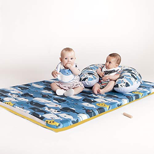 Manta de juegos para bebés acolchada plegable enrollable gimnasio suelo actividades alfombra Tamaño único 130x90 cm Fabricada en España Decoracion Regalo bebe (Happy Whales)