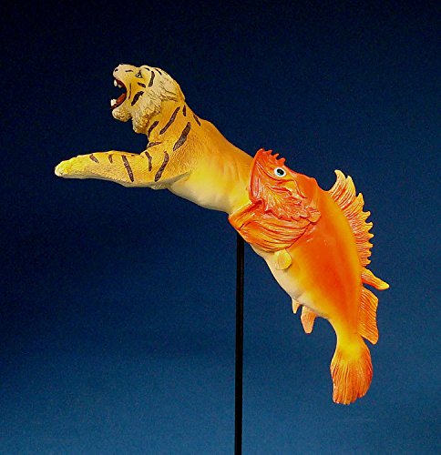 Salvador Dali Tiger con pescado Escultura plástico sd09