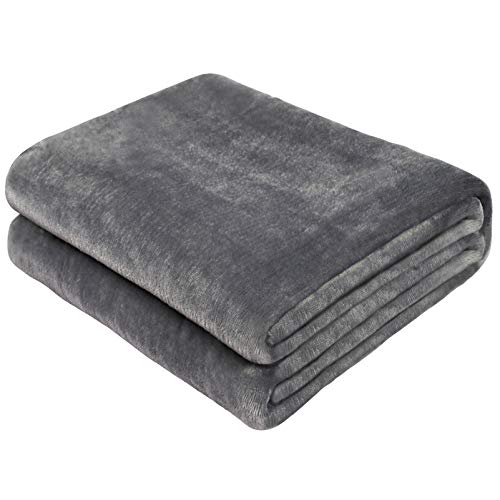 Yoofoss Manta de Forro Polar de Edredón Gris a Cuadros de 150x200cm Cama y Manta Cálida Gris Oscuro para Todas Las Estaciones en Microfibra Suave Yoofoss Manta de Forro Polar de Edredón Gris a Cuadros de 150x200cm Cama y Manta Cálida Gris Oscuro para Todas Las Estaciones en Microfibra Suave
