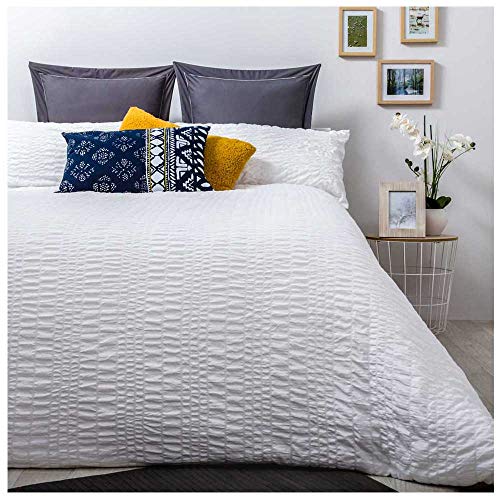 Funda Nordica Seersucker Blanco. Cama de 105 (180 X 220 cm). Tejido BAMBULA. Color Blanco. Cierre con Cremallera Funda Nordica Seersucker Blanco. Cama de 105 (180 X 220 cm). Tejido BAMBULA. Color Blanco. Cierre con Cremallera