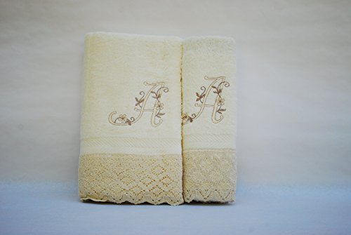 (A). Juego de 3 toallas beije(100x150, 50x100, 50x30) LETRAS INICIALES BORDADAS, 100%algodón,, fabricado en Portugal.