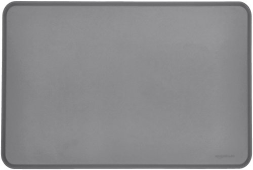 Amazon Basics - Alfombrilla para comedero de mascota, de silicona, impermeable, 61 x 41 cm, Gris Amazon Basics - Alfombrilla para comedero de mascota, de silicona, impermeable, 61 x 41 cm, Gris