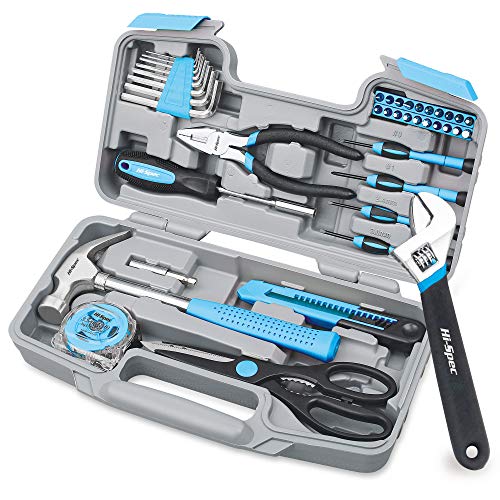 El juego de herramientas de bricolaje Hi-Spec para el hogar de 40 piezas en color azul viene en un estuche de transporte compacto. El juego de herramientas de bricolaje Hi-Spec para el hogar de 40 piezas en color azul viene en un estuche de transporte compacto.