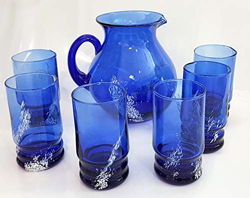 Oberstdorfer Glashütte Juego de 6 Vasos de Cristal y una Jarra de Estilo Antiguo de Cristal azúl con Blanco Altura Aprox. 20 cm. Altura devasos: Aprox. 12 cm Capacidad de la Jarra 1,5 litros