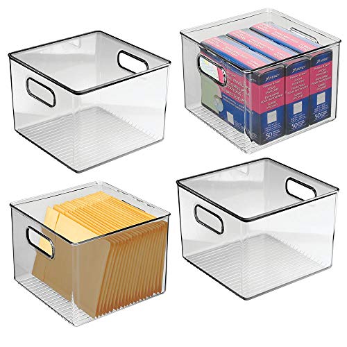 mDesign Juego de 4 cajas organizadoras con asas integradas – Caja de almacenaje para cocina, baño o material de oficina – Organizador de escritorio en plástico – gris