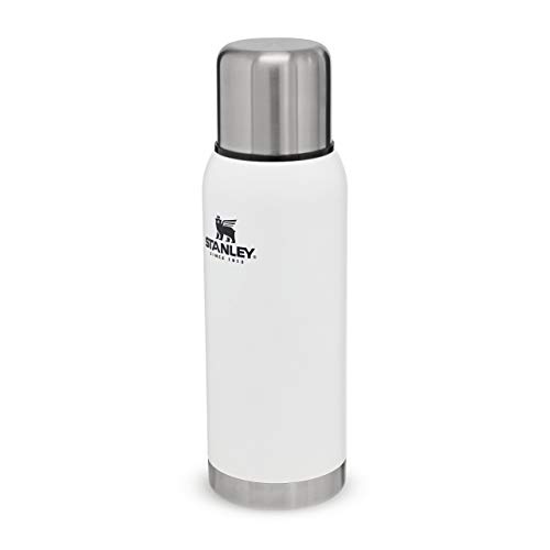 Stanley Adventure Series 18/8 Stainless Steel Wall Vacuum Insulation Water Bottle Leakproof + Packable Doubles As Cup Naturally Bpa-Free, Unisex-Adult, Blanco Polar, 1.1QT / 1.0L