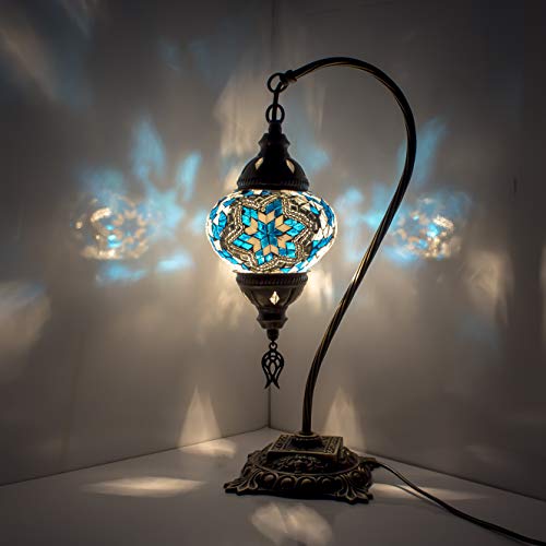 Lámpara de mesa de mosaico marroquí turco con enchufe y enchufe de EE. UU, Lámpara de noche de mesilla de noche hecha a mano con cuello de cisne, lámpara de luz decorativa de Tiffany, cuerpo plateado
