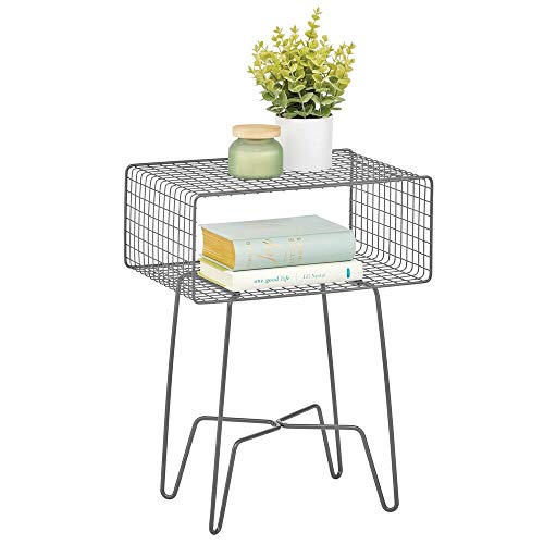 mDesign Mesita auxiliar de metal pequeña – Elegante mesa auxiliar vintage para el salón o el dormitorio – Mesa de centro con moderno diseño de horquilla – gris grafito