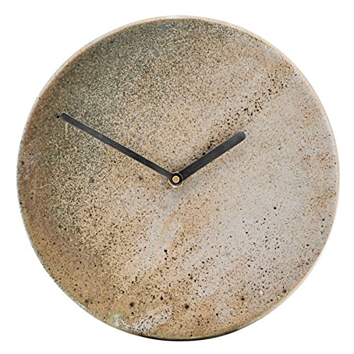 House Doctor - Reloj de pared – Metro – gres, marrón, diámetro de 22 cm, profundidad de 3 cm.