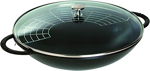 STAUB Wok de hierro fundido, incluye tapa de cristal e inserto de rejilla extraíble, Apto para la inducción, Ø 37 cm, 5.7 L, Negro
