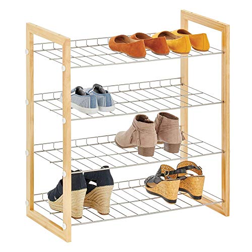 mDesign Estantería para zapatos con 4 baldas – Mueble zapatero compacto en madera y metal para el pasillo o el dormitorio – Organizador de calzado para varios pares de zapatos – natural