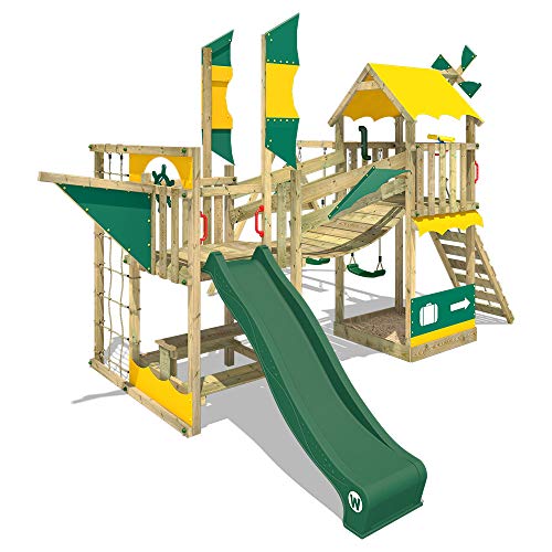 WICKEY Parque infantil de madera Smart Cruiser con columpio y tobogán verde, Casa de juegos de jardín con arenero y escalera para niños
