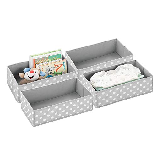 mDesign Juego de 4 cajas de almacenaje para habitaciones infantiles o baños – Cestas organizadoras en fibra sintética de lunares – Organizadores de armarios – gris claro/blanco