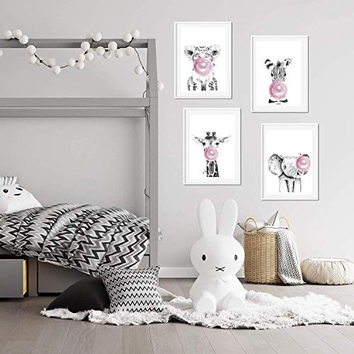 Set de 4 láminas de Animales Infantiles Con Chicle Rosa ,en tamaño A4, Poster papel 250 gr alta calidad. Sin Marco