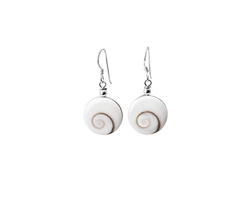 Pendientes de Plata de Ley 925 - Ojo de Shiva Concha Natural Piedra de Santa Lucía - Pendientes Redondos Cortos Blancos - Joyería Boho Hippie Estilo Verano Ibiza - Hechos a Mano Artesanales Pendientes de Plata de Ley 925 - Ojo de Shiva Concha Natural Piedra de Santa Lucía - Pendientes Redondos Cortos Blancos - Joyería Boho Hippie Estilo Verano Ibiza - Hechos a Mano Artesanales