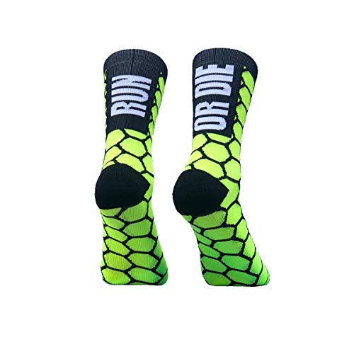 PERRO LOCO CLOTHES Calcetines de Running compresivos con Refuerzo en Puntera, prepuntera y talón. Edición Limitada. (Run OR Die Amarillo, 43-45) PERRO LOCO CLOTHES Calcetines de Running compresivos con Refuerzo en Puntera, prepuntera y talón. Edición Limitada. (Run OR Die Amarillo, 43-45)
