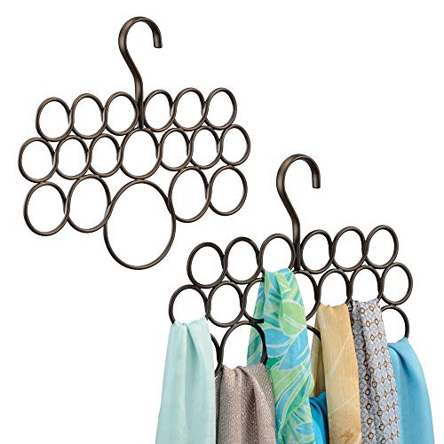 mDesign Percha para pañuelos - Juego de 2 unidades - Organizador de pañuelos, chales, bufandas y más - Organizador de armarios para accesorios con 18 prácticos aros - Color: bronce