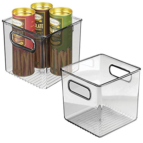 mDesign Juego de 2 cajas organizadoras con asas – Práctico organizador de frigorífico para guardar alimentos – Contenedor de plástico sin BPA para armario de cocina o nevera – transparente/gris
