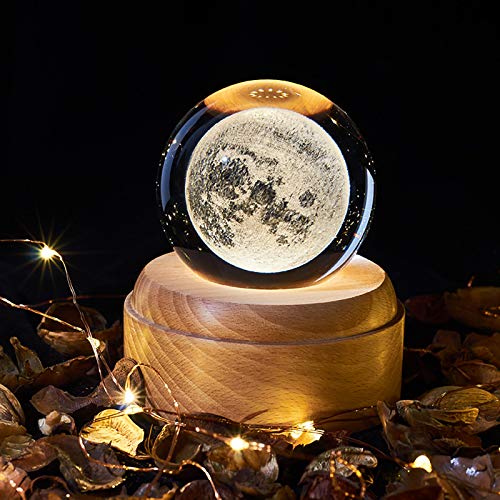 TTAototech Caja de música de cristal giratoria, luz nocturna de bola de cristal 3D con luz de proyección LED Base de madera, patrones de universo/luna/galaxia/tierra, regalo creativo de Navidad