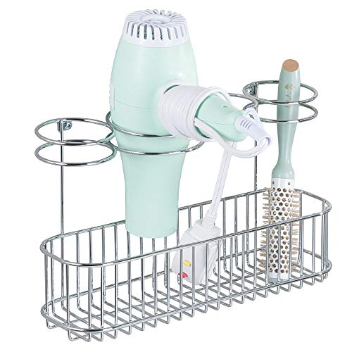 mDesign Soporte de pared para secador de pelo – Práctico estante de baño con 4 divisiones para utensilios de peluquería y 1 cesta – Organizador de baño para secador, plancha o rizador – plateado