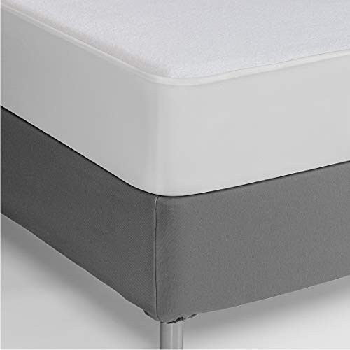 WILLY HOME Protector Colchon Impermeable - Cubre Colchon, Protector Colchon 90, Protector Colchon 135, Protector Colchon 150, Funda Colchon Impermeable, Protector de Colchon, Protector Cuna (135x200) WILLY HOME Protector Colchon Impermeable - Cubre Colchon, Protector Colchon 90, Protector Colchon 135, Protector Colchon 150, Funda Colchon Impermeable, Protector de Colchon, Protector Cuna (135x200)