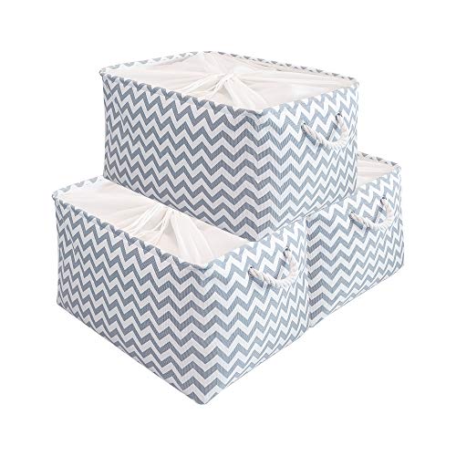 AlphaHome Cajas de almacenamiento de tela de 3 capas, organizador de almacenamiento plegable para armario y estante, paquete de 3 (gris chevron), 45 cm de largo x 35 cm de ancho x 24,8 cm de alto.