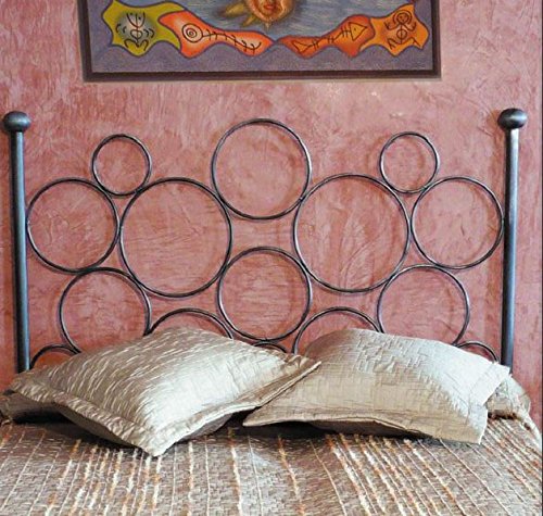 Hogares con Estilo - Cabecero Descuento del 50%. De forja Nacional Modelo Círculos, Color Blanco-Plata para Cama de 150 cms, Medidas Disponibles. Hogares con Estilo - Cabecero Descuento del 50%. De forja Nacional Modelo Círculos, Color Blanco-Plata para Cama de 150 cms, Medidas Disponibles.