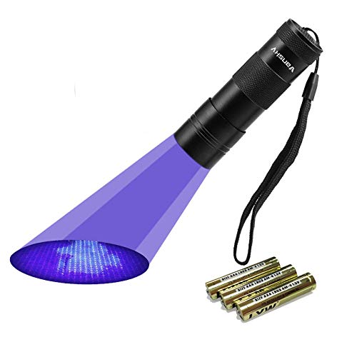 Vansky® Mascotas orina Ultra Violeta Detector perro / gato Quitamanchas fluorescente agentes blanqueadores Detector UV de luz negra de la linterna, Encontrar manchas secas en alfombras, tapetes, cortinas y telas. 3 pilas AAA incluidas y Inserted