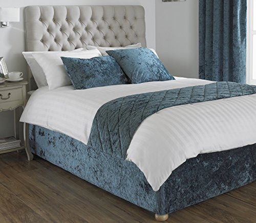 Riva Paoletti Verona - Camino de cama grande, color azul verdoso, tacto aterciopelado, diseño de colcha de diamante, 100% poliéster, 50 x 200 cm, diseño en el Reino Unido
