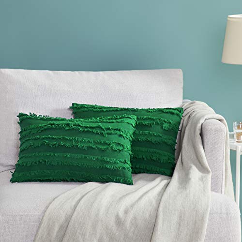 OMMATO Juego de 2 fundas de cojín de 30 x 50 cm con borla decorativa de estilo bohemio para sofá, dormitorio, salón, color verde