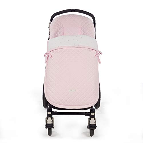 Pasito a Pasito. Saco Silla María uso universal. Funda cubre silla de paseo, cochecito, bugaboo. Adaptable a invierno y verano con reposapiés plastificado para su fácil lavado. Color Rosa. Pasito a Pasito. Saco Silla María uso universal. Funda cubre silla de paseo, cochecito, bugaboo. Adaptable a invierno y verano con reposapiés plastificado para su fácil lavado. Color Rosa.