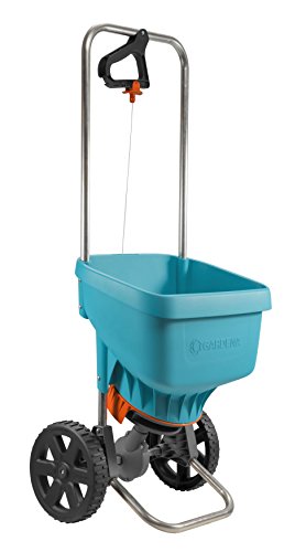 Gardena 436-20 Carro esparcidor universal de fertilizante, semillas y sal para deshielo, ancho de esparcido 1.5 - 6 m, para aprox. 800 m², volumen 18 l, con cierre de tapa deslizante Gardena 436-20 Carro esparcidor universal de fertilizante, semillas y sal para deshielo, ancho de esparcido 1.5 - 6 m, para aprox. 800 m², volumen 18 l, con cierre de tapa deslizante