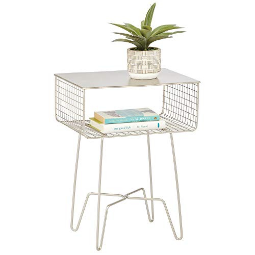 mDesign Mesita de noche vintage – Moderna mesa de metal resistente a la corrosión con repisa – Mesita auxiliar para dormitorio y salón de estilo casa de campo – plateado mate mDesign Mesita de noche vintage – Moderna mesa de metal resistente a la corrosión con repisa – Mesita auxiliar para dormitorio y salón de estilo casa de campo – plateado mate