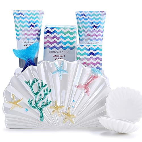 Set de Baño y Spa para Mujer - Body&Earth Cesta de Regalo de 7 Piezas, Incluye Crema de Manos, Sales de Baño, Loción Corporal y Más Set de Baño y Spa para Mujer - Body&Earth Cesta de Regalo de 7 Piezas, Incluye Crema de Manos, Sales de Baño, Loción Corporal y Más